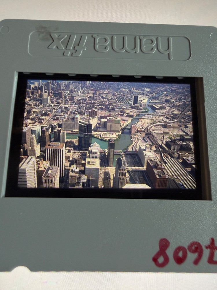 Slide 35mm Slide Skyline Chicago Skydeck Sears Tower River Wolf Point USA 19