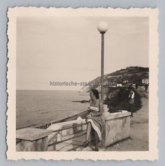 Cattolica Gabicce Mare 1952 – Woman Coast – Vintage Photo 1950s