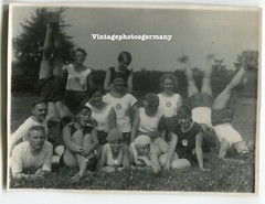 K8599 Foto ca 1924 Frauen Sport Sportler Sportdress