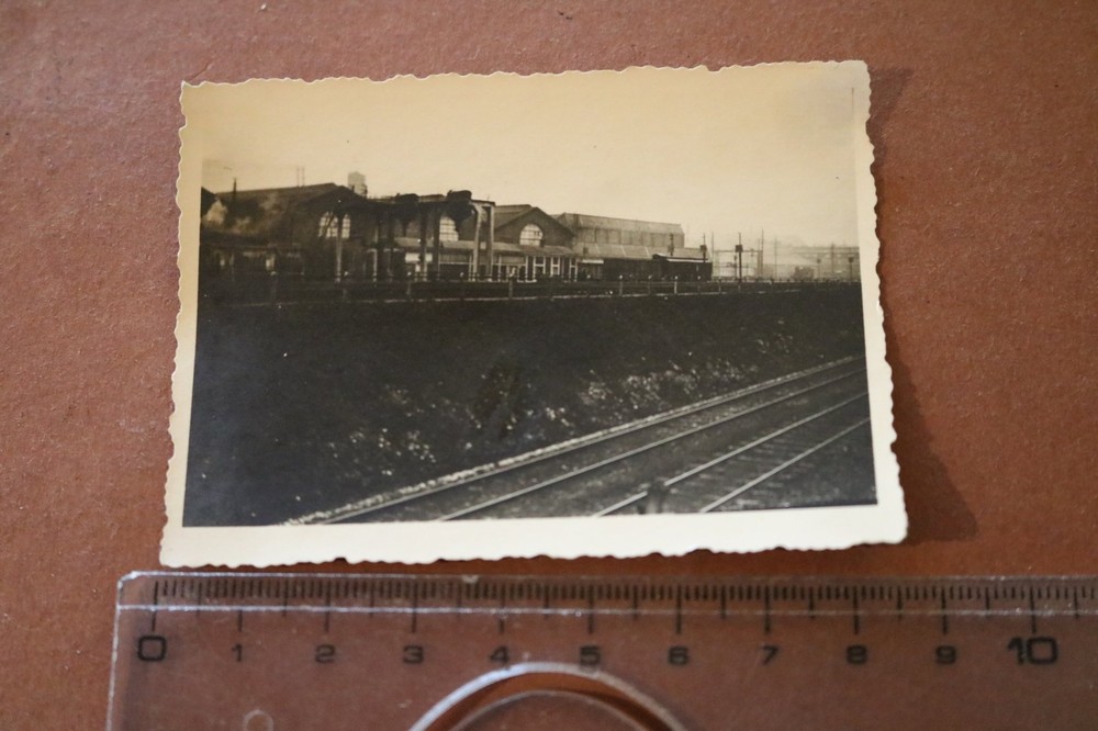 Great old photo unknown to me station – ?? 1930s-40s
