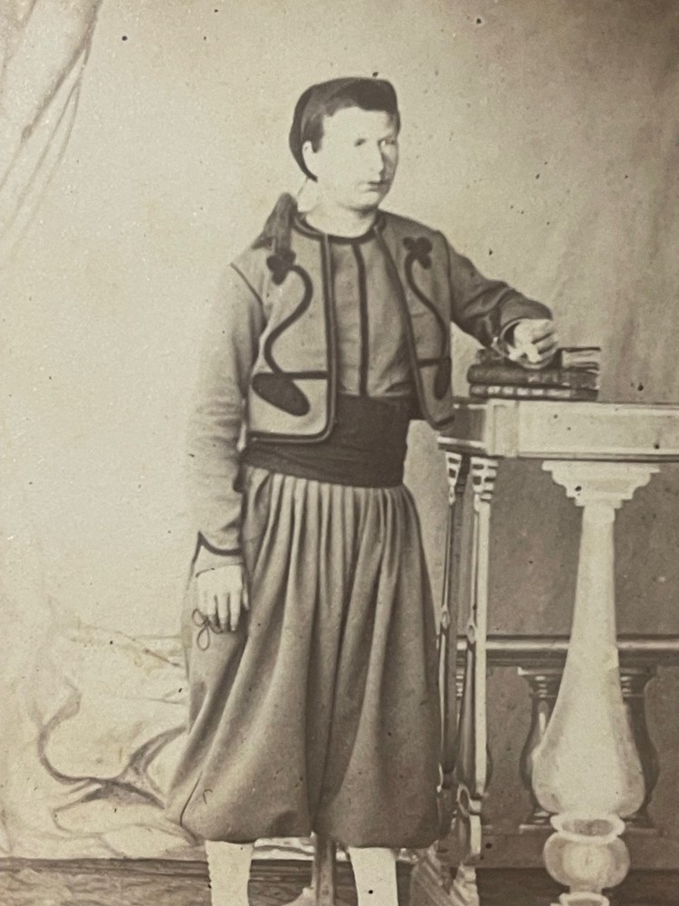 Antique Photo Circa 1890 CDV Zouave Portrait Soldier Militaria 19th Century