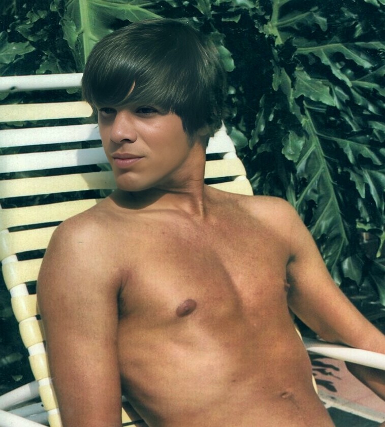 VINTAGE MALE PORTRAIT #0523-449 -KEN HOFFMAN 1979 -free shipping USA