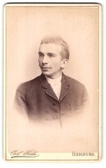 Photograph Carl Koch, Hamburg Neuerwall 30, portrait young middle-class man with
