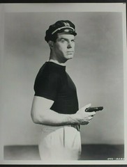 Fred MacMurray Gun Sailor Muscles – 8×10″ Photo Pre-2012 L1395C