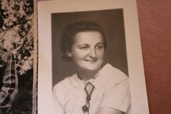 Two Great Vintage Photos – Portraits of Pretty Women – 1930s-40s