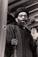Iran, 1979 Revolution – 100 large vintage photos – birth of the Islamic Republic