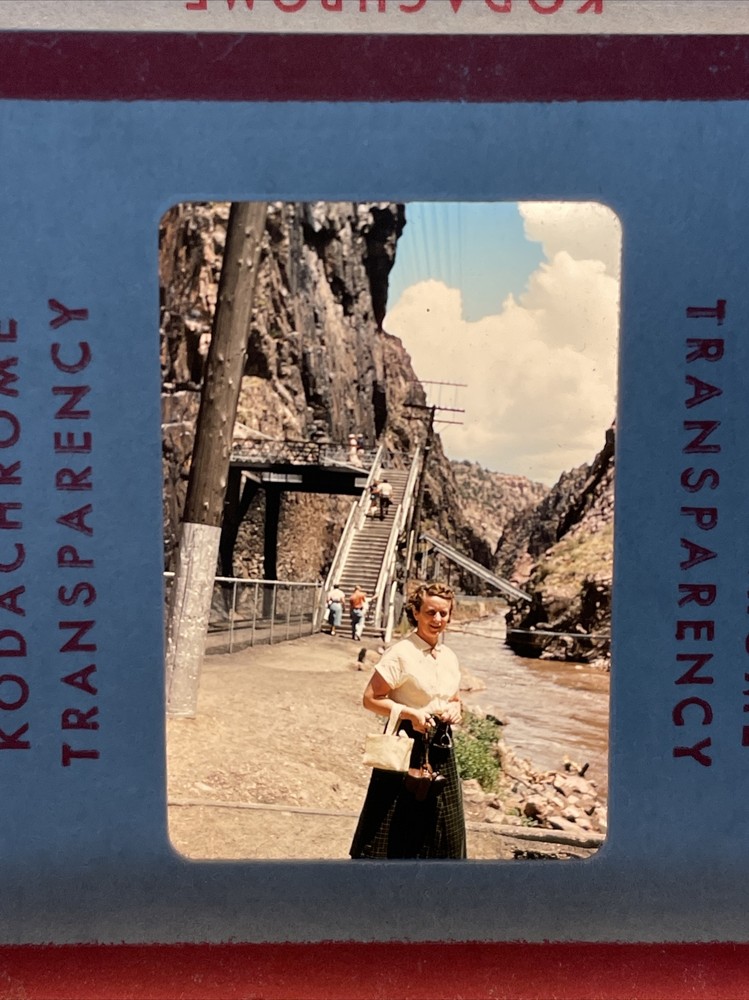 Lot Of 40 1950’s Red Border Kodachrome Royal Gorge Trip Amateur 35mm Color Slide