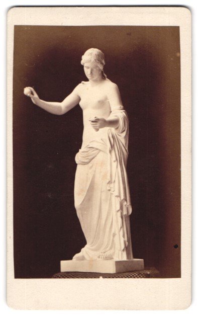 Photograph Statue Venus of Arels, Collection de Sculptures