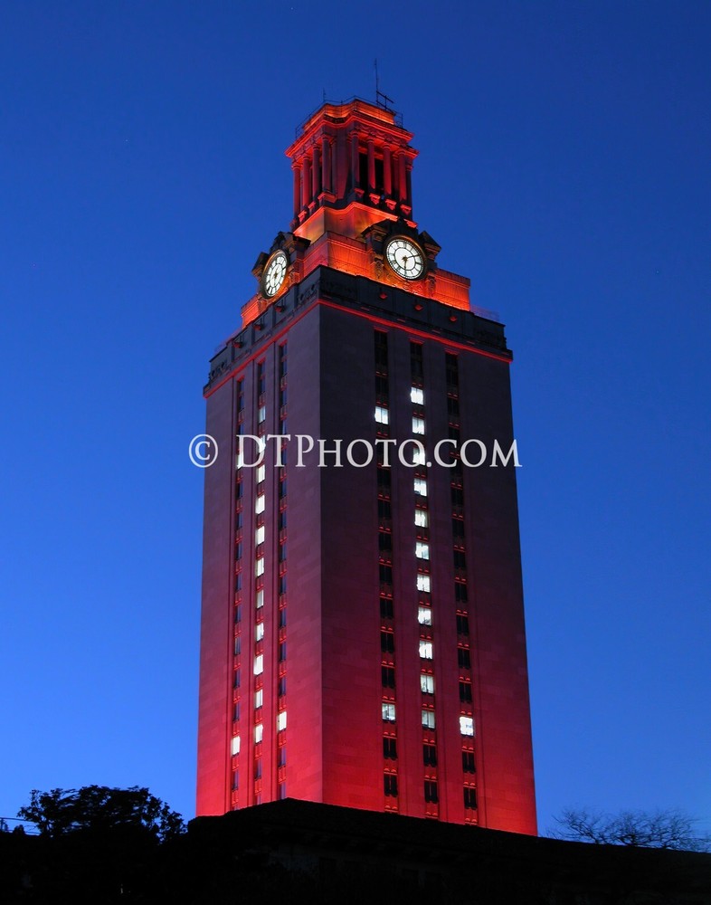 University of Texas tower lit up 2005 National Champions