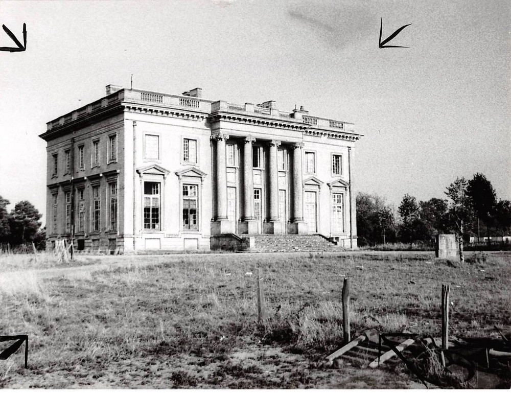 Press Photo AM21146 Approximately 21X21 CM Chateau De Pignerolles