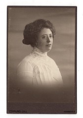 Cab photo lady portrait/fine lady Hanover around 1910