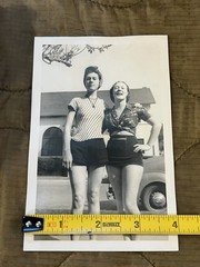 WW2 / 1940s Pretty Young Affectionate Women Photo – Gay / Lesbian Interest – #4