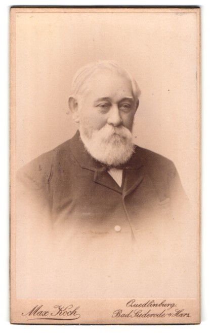 Photograph Max Koch, Quedlinburg, Marktstraße 11, portrait of an elderly man