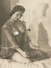 Original Curiosa Pin Up Print 1950s Portrait Nude Woman Female France Eros