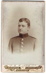 Photograph L. Hartmann, Munich, Schützenstr. 1, Soldier in Uniform
