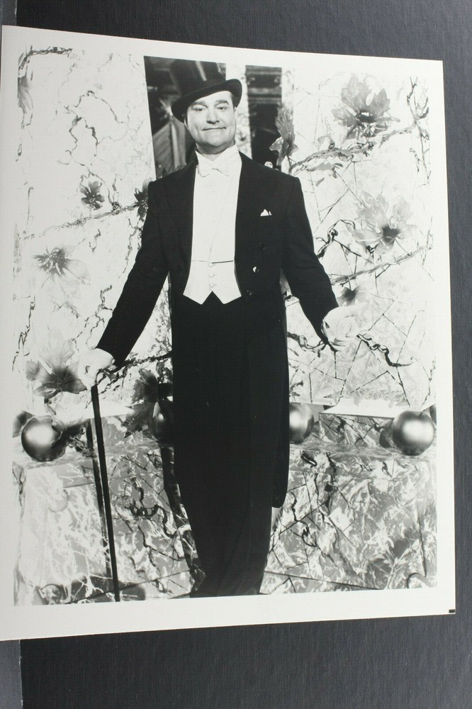 Red Skelton in White Tie Tails and Top Hat – 8×10″ Photo Print-Vintage L1170B
