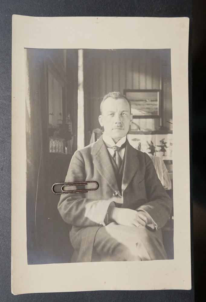 Photo Portrait Businessman Living Room Painting Bar Model Suit Tie Postcard