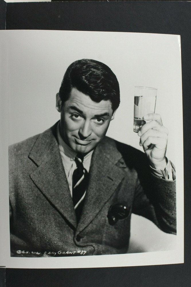 Young Cary Grant with Glass of Water – 8×10″ Photo Print – Vintage L1143C