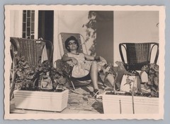 Gabicce Mare Umbria Italy 1956 Hotel Tre Ville Woman Sunbathing – Photo 1950s