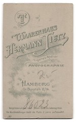 Photograph Hermann Tietz, Hamburg, size Burstah 12-14, portrait elegant gentleman m