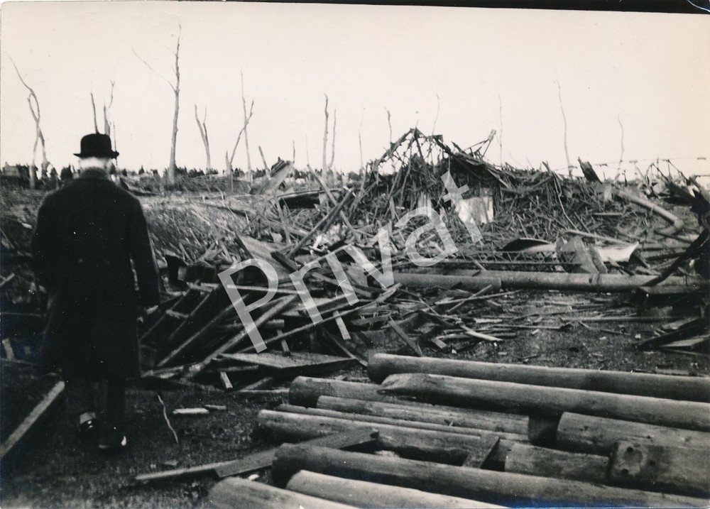 Photo Gasometer Explosion Ironworks Ruins Neunkirchen Saarland 1933 M1.00