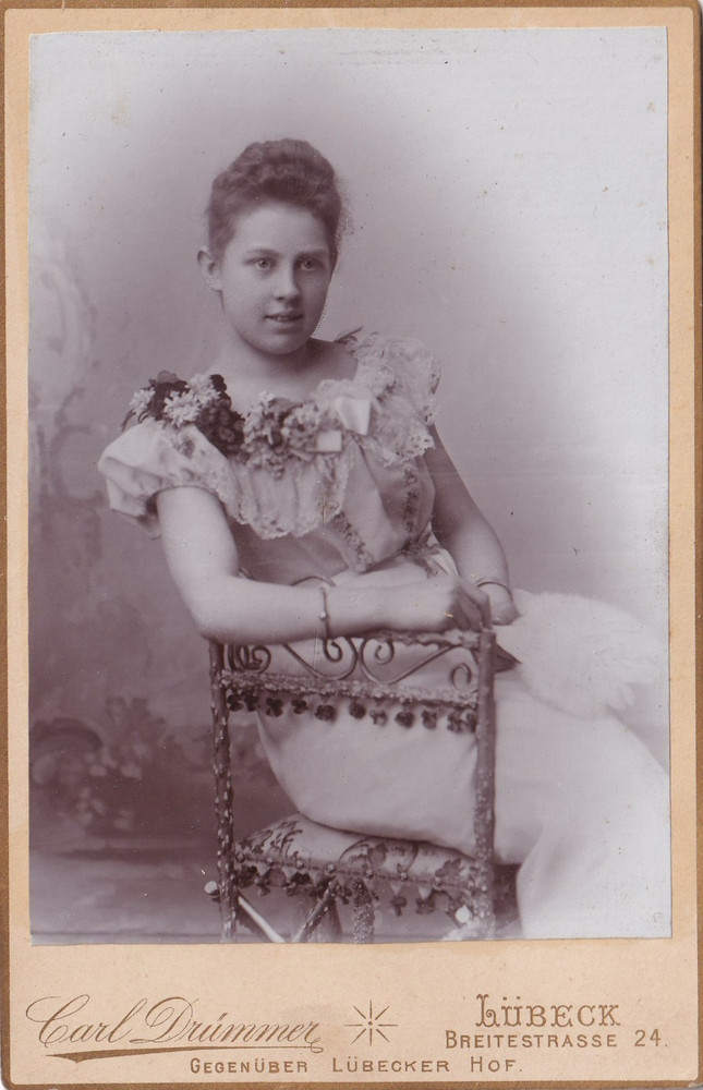 Carl Drümmer KAB – Fine Lady Portrait – Lübeck 1890s