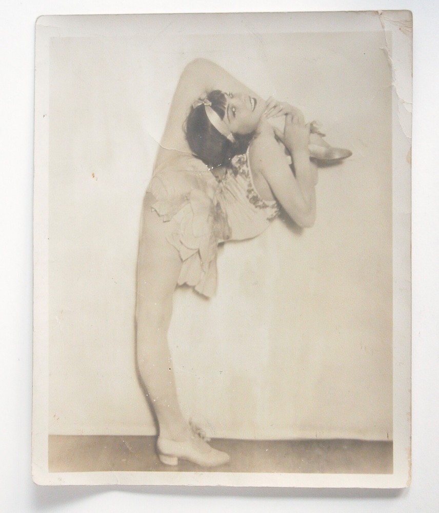 1920s Female Contortionist Photograph 8X10 Circus Freak Sideshow Kansas Hixon