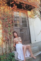The beauty of authentic female bondage: Photo book «Yumehan» hardcover
