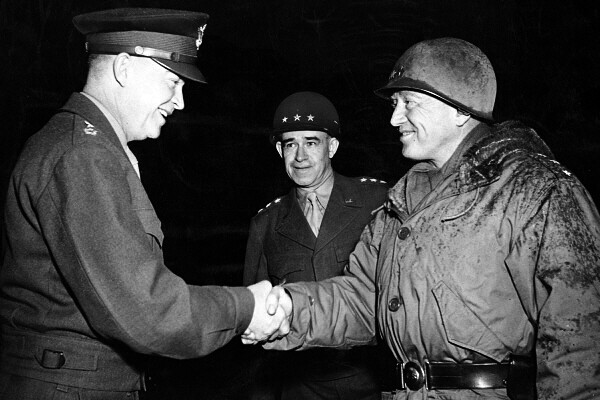 New World War II Photo: Dwight Eisenhower, Omar Bradley & George Patton -6 Sizes