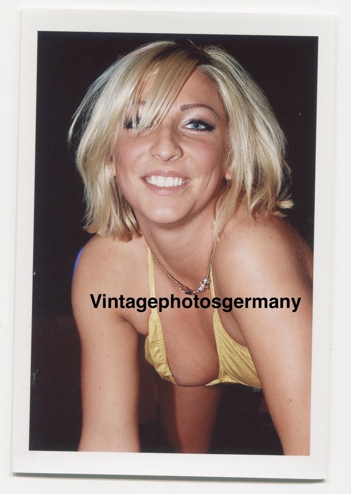Z6962 Photo Artistic Nude Pretty Woman Dancer