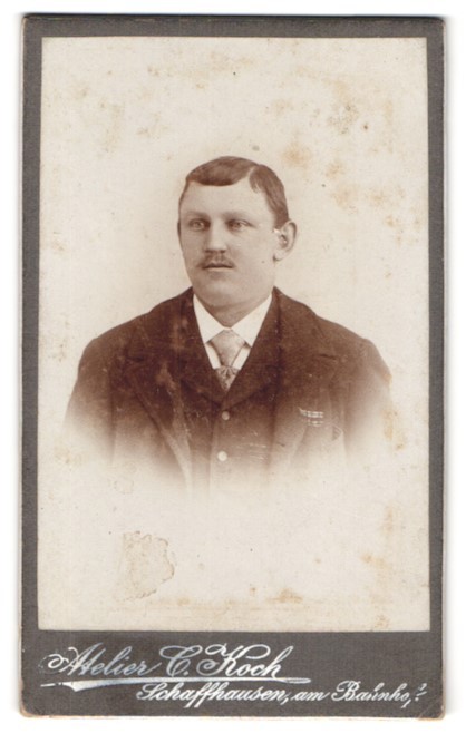 Photograph C. Koch, Schaffhausen, at the station, portrait fashionably dressed gentleman