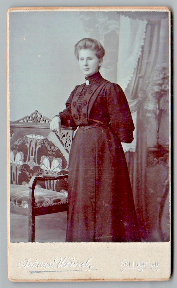 CDV Lady from Schluckenau Šluknov Czech Republic around 1900 (C2226)