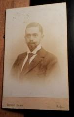 Man with beard portrait/CDV Detlef Hahn Kiel