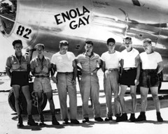 New World War II Photo: Paul Tibbets and ther Crew of ENOLA GAY – 6 Sizes!