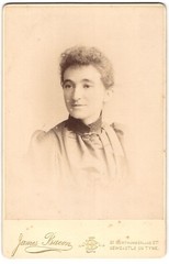 Photograph James Bacon, Newcastle on Tyne, 81, Northumberland St., Young Lady m