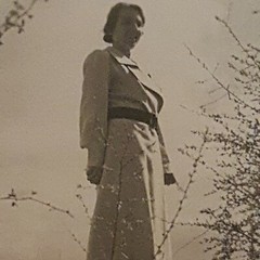 Photo Antique, Vintage, Circa 1930, Proud Woman on a Trip