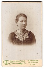 Photograph Hermann Tietz, Hamburg, large burstah 12, rotten with piercing A