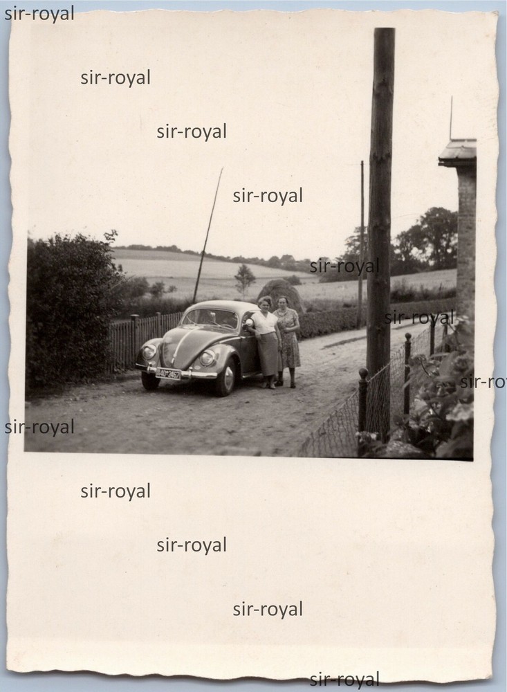 Women Next to VW Beetle Car Vehicle – 1940s 1950s Volkswagen – Photo 6x9cm