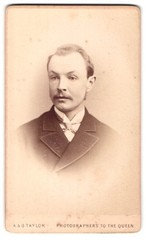 Photograph A. & G. Taylor, London, Regent Street 153, Portrait of a Gentleman with