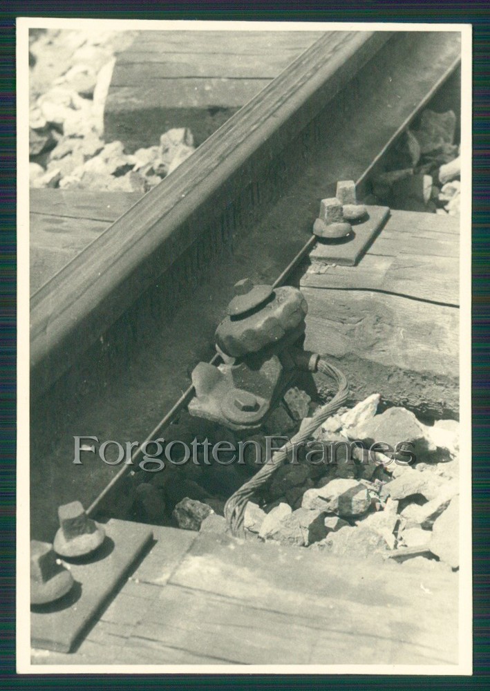 Photo Axle Load Scale Grounding Track Construction Technology Station Railway Train Station Photo