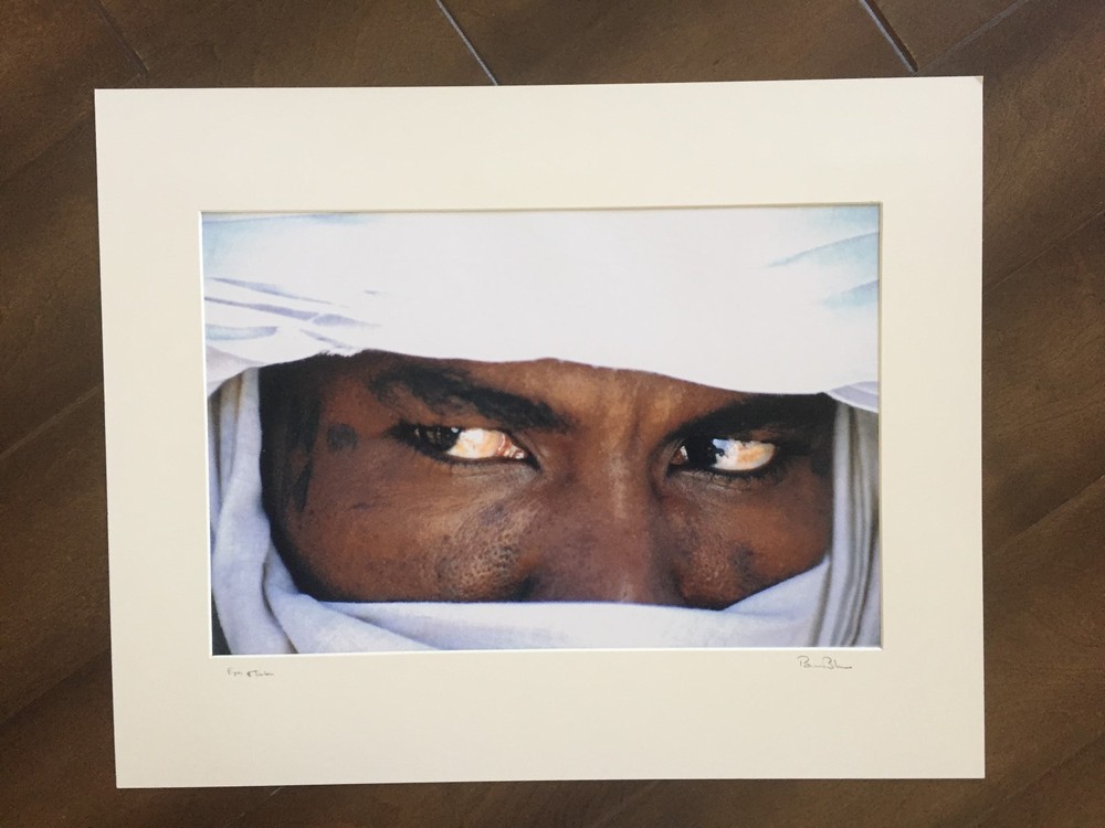 BRUCE BLUM SIGNED Color Photo Print (11″X 17″)-«Eyes and Turban «