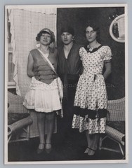Women in Dress – Vintage Photo 1930s