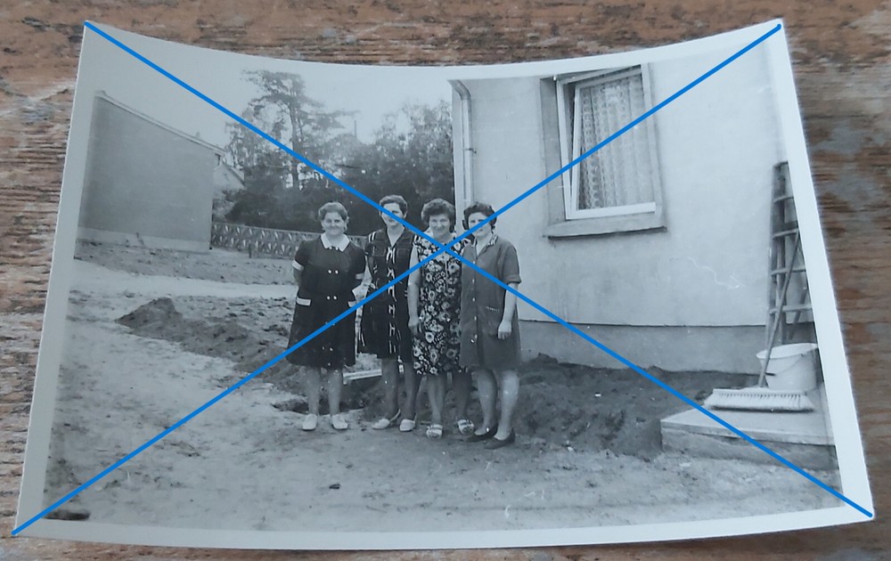 B/W Photo 4 Women from Jeßnitz Saxony Anhalt Age Unknown?