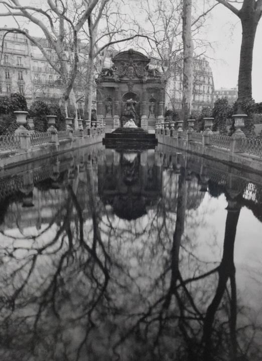 LARG NEIL R BROWN SIGNED LIMITED EDITION BLACK & WHITE PHOTO FOUNTAIN DE MEDICIS