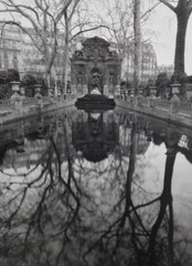 LARG NEIL R BROWN SIGNED LIMITED EDITION BLACK & WHITE PHOTO FOUNTAIN DE MEDICIS