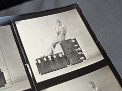 NEWLY FOUND! Hendrickson PHOTO Contact Sheet Proof JULIET PROWSE POSING ON CHEST