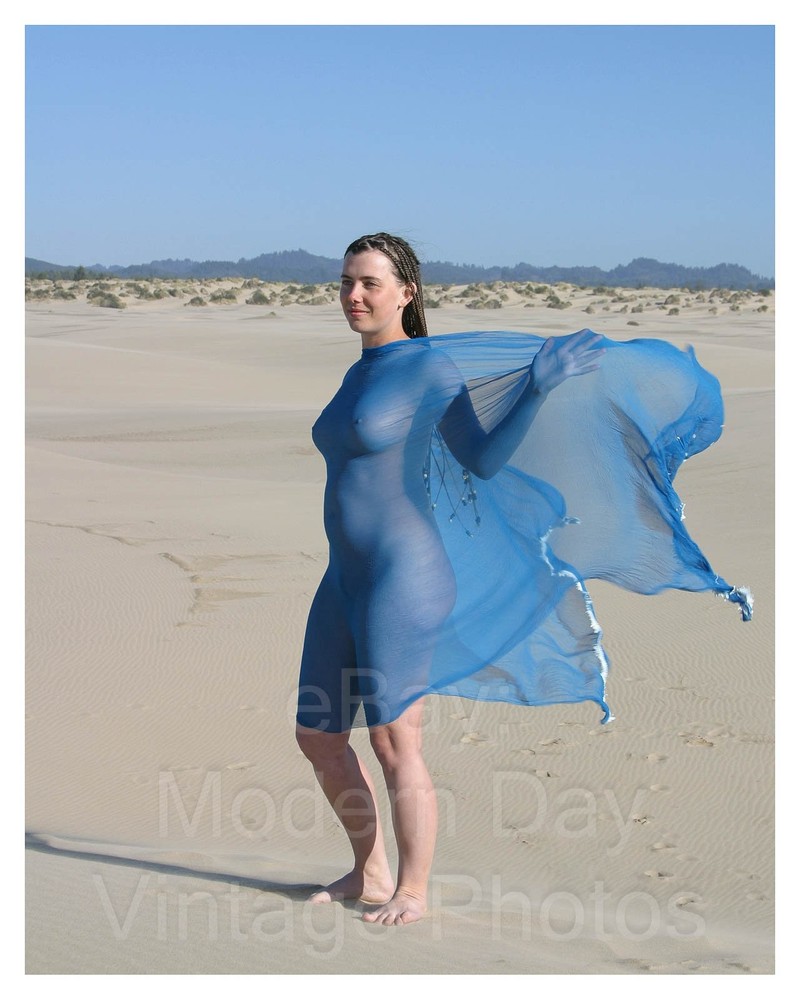 Artistic Nude 8×10 Photo original artist of Sarah on in Sand Dunes sar_0759