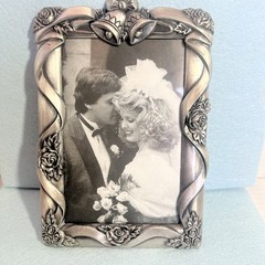Vintage Royal Limited Silver Tone 4×6 Rose Trellis Album Frame Open Box