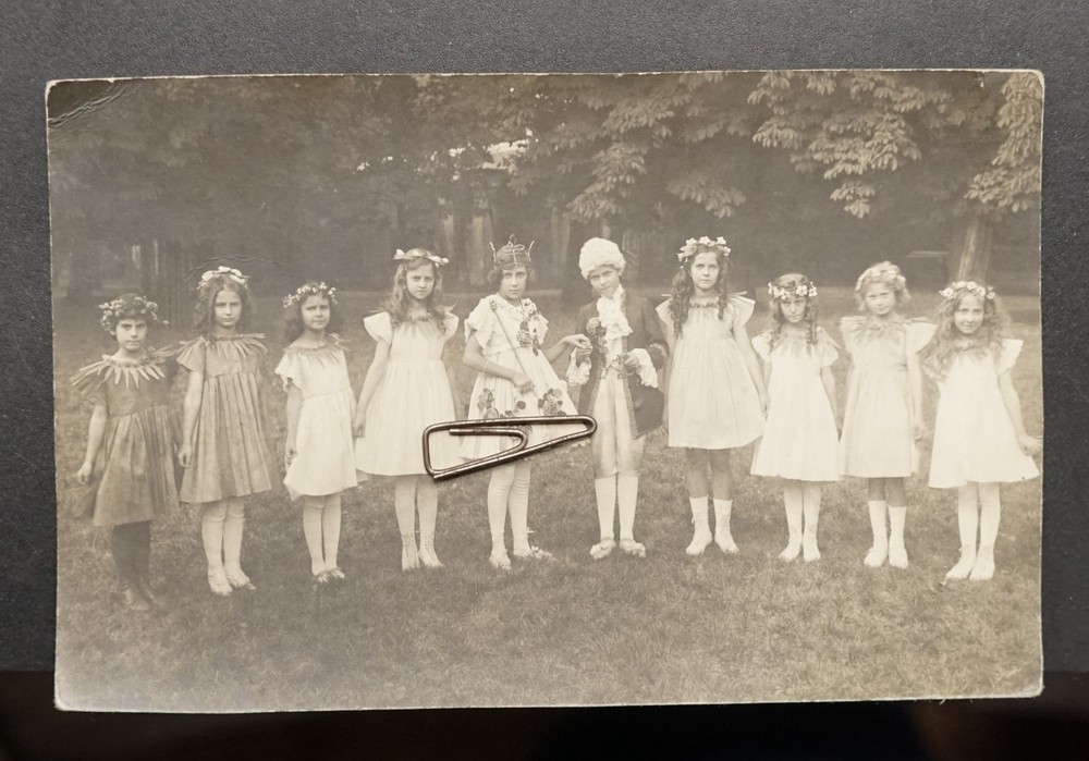 Photo Portrait Theatre Vienna Kids Party Emperor Costume 1920 Model Picture Celebration Old