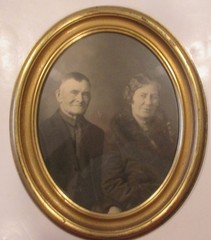 VINTAGE 12 1/2 x 10 1/2 FRAMED B & W PORTRAIT PICTURE OF MAN AND WOMAN * FUR
